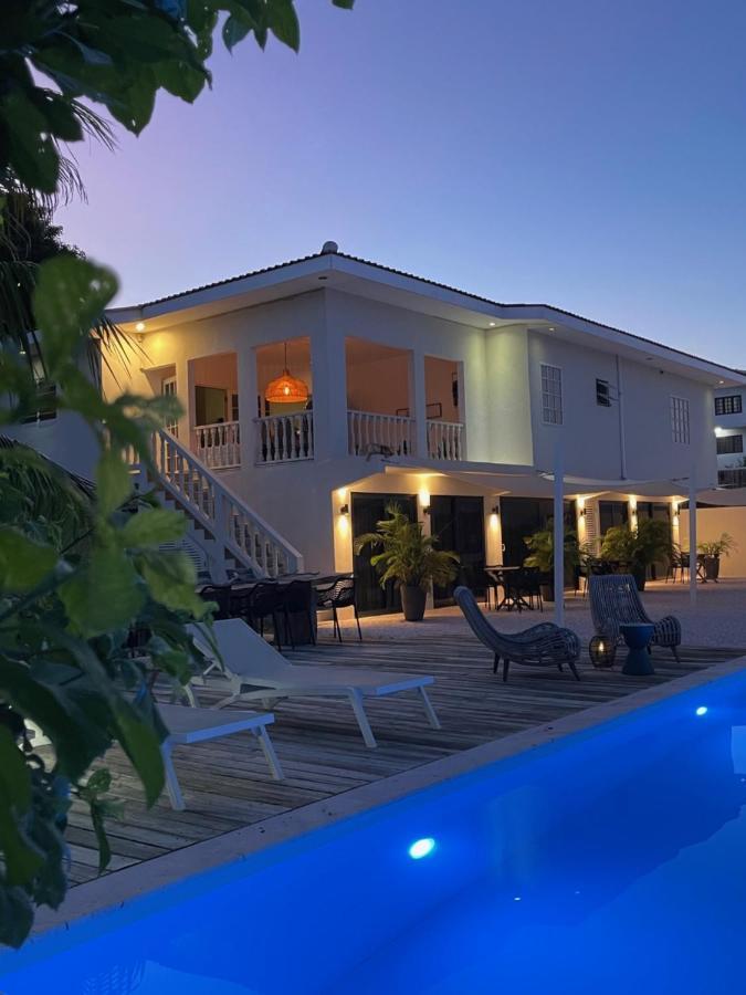 Jan Thiel Indigo Apartments & Suites - 'Adults Only' מראה חיצוני תמונה